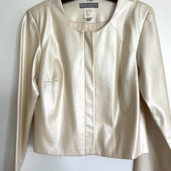 Lynn Cantin Warm Cream Shiny Jacket - Picture 1 of 4